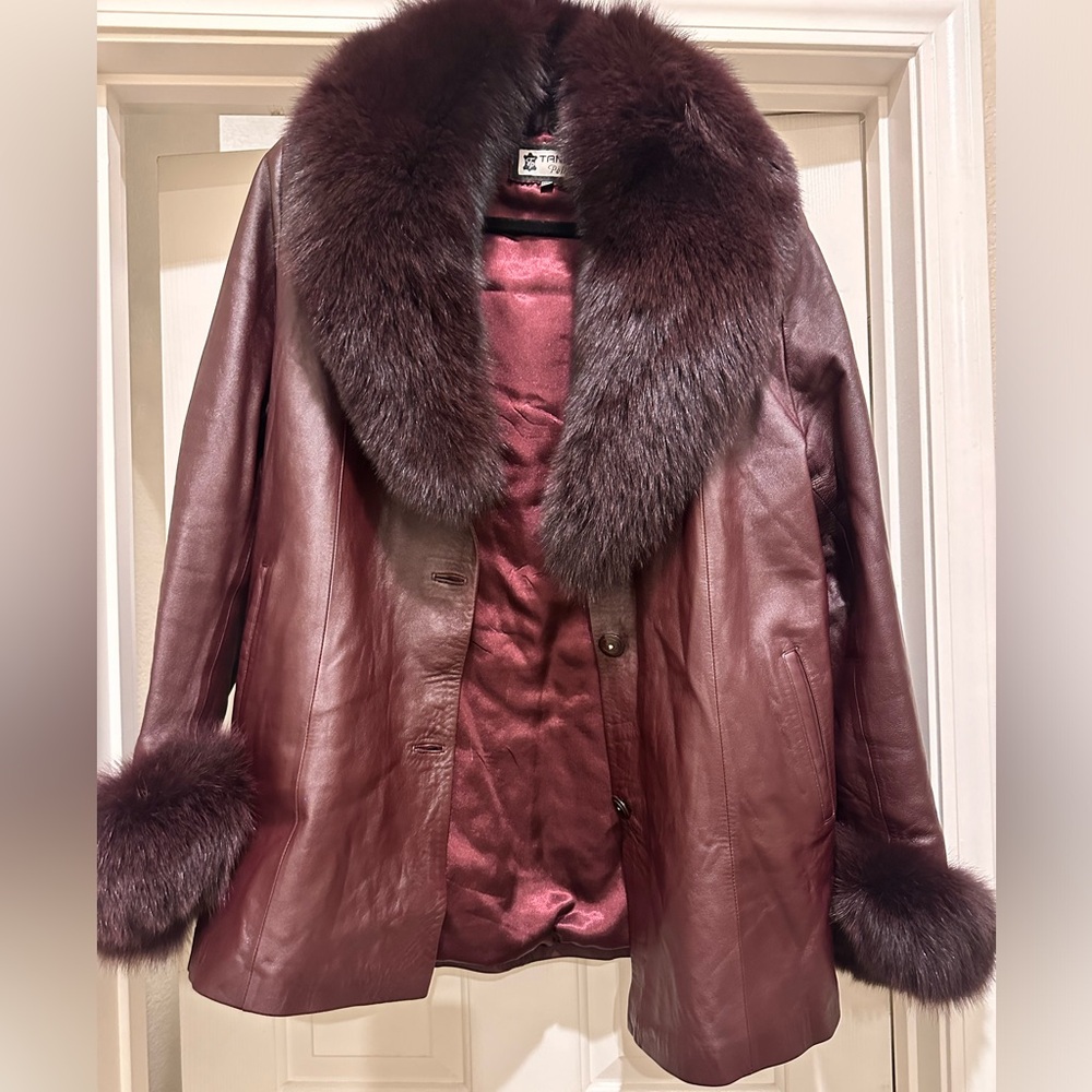 Leather with fox fur